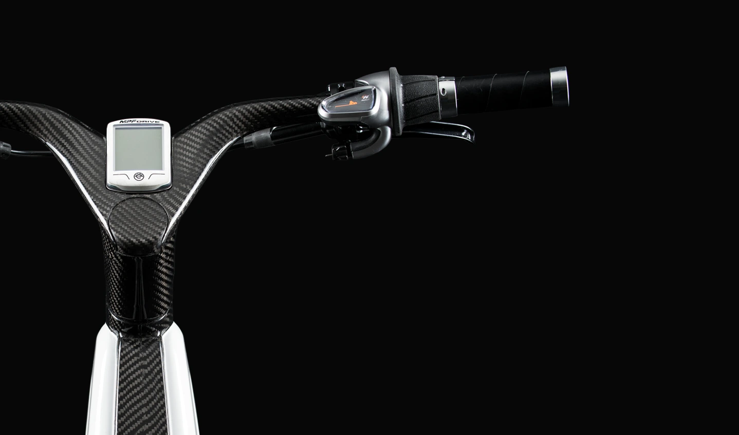 Detail des integrierten Carbonlenkers des E-Bikes