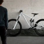 Rendering eines Full-Suspension-Mountainbikes mit einem für Circabike entwickelten Aluminiumrahmen